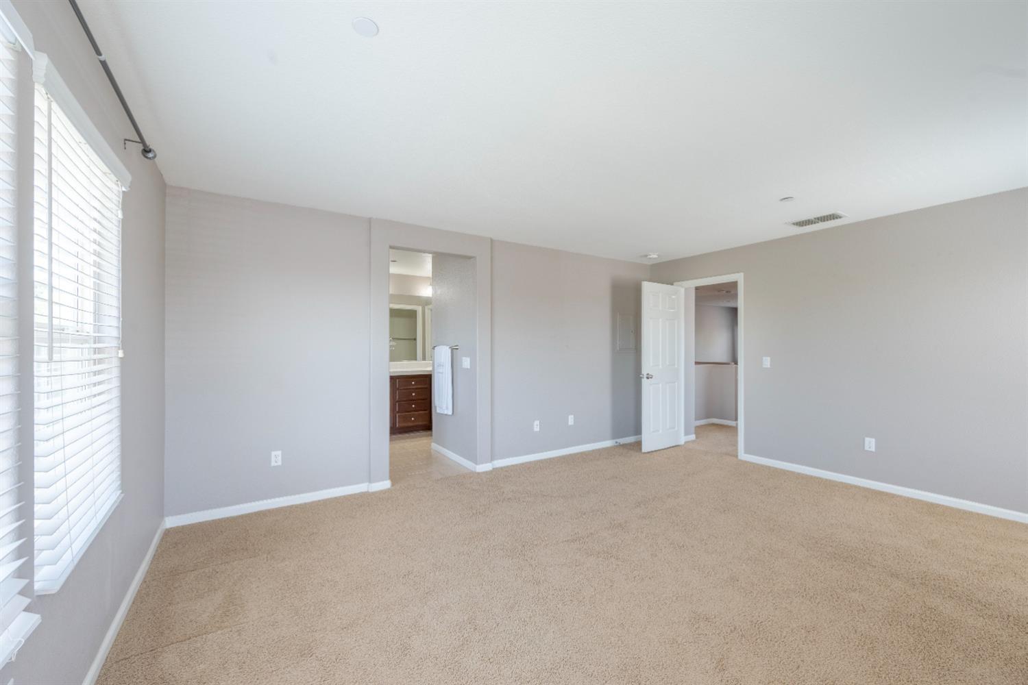 Photo #38: 225058374 Listing: Photo #38