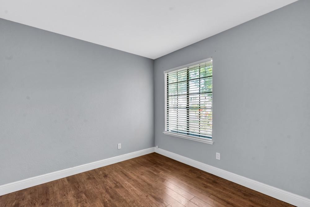 Detail Gallery Image 35 of 46 For 7008 Fall Way, Elk Grove,  CA 95758 - 3 Beds | 2 Baths