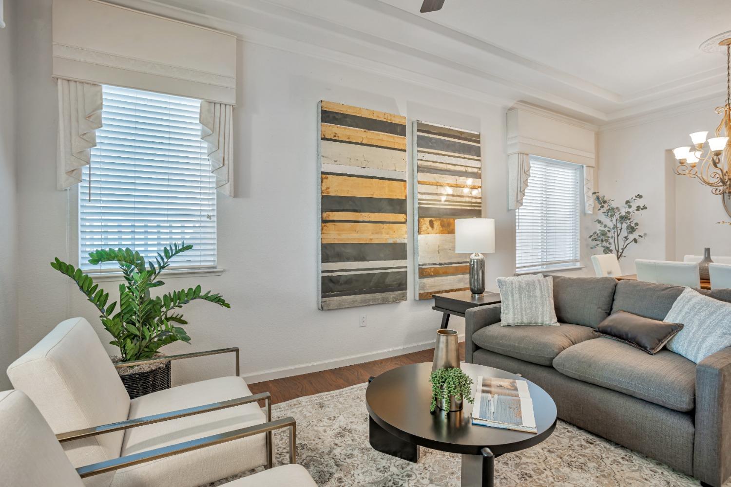 Detail Gallery Image 8 of 26 For 9505 Emerald Cove Ln, Elk Grove,  CA 95758 - 3 Beds | 2 Baths