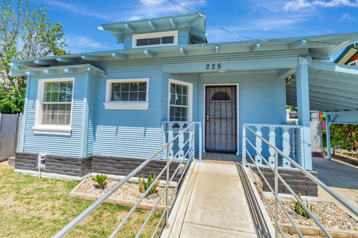 Detail Gallery Image 4 of 42 For 522 K St, Los Banos,  CA 93635 - 3 Beds | 1 Baths