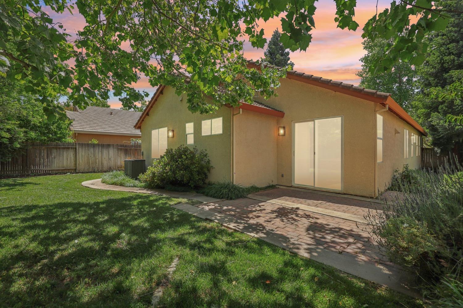 Detail Gallery Image 36 of 43 For 1707 Danbrook Dr, Sacramento,  CA 95835 - 3 Beds | 2 Baths