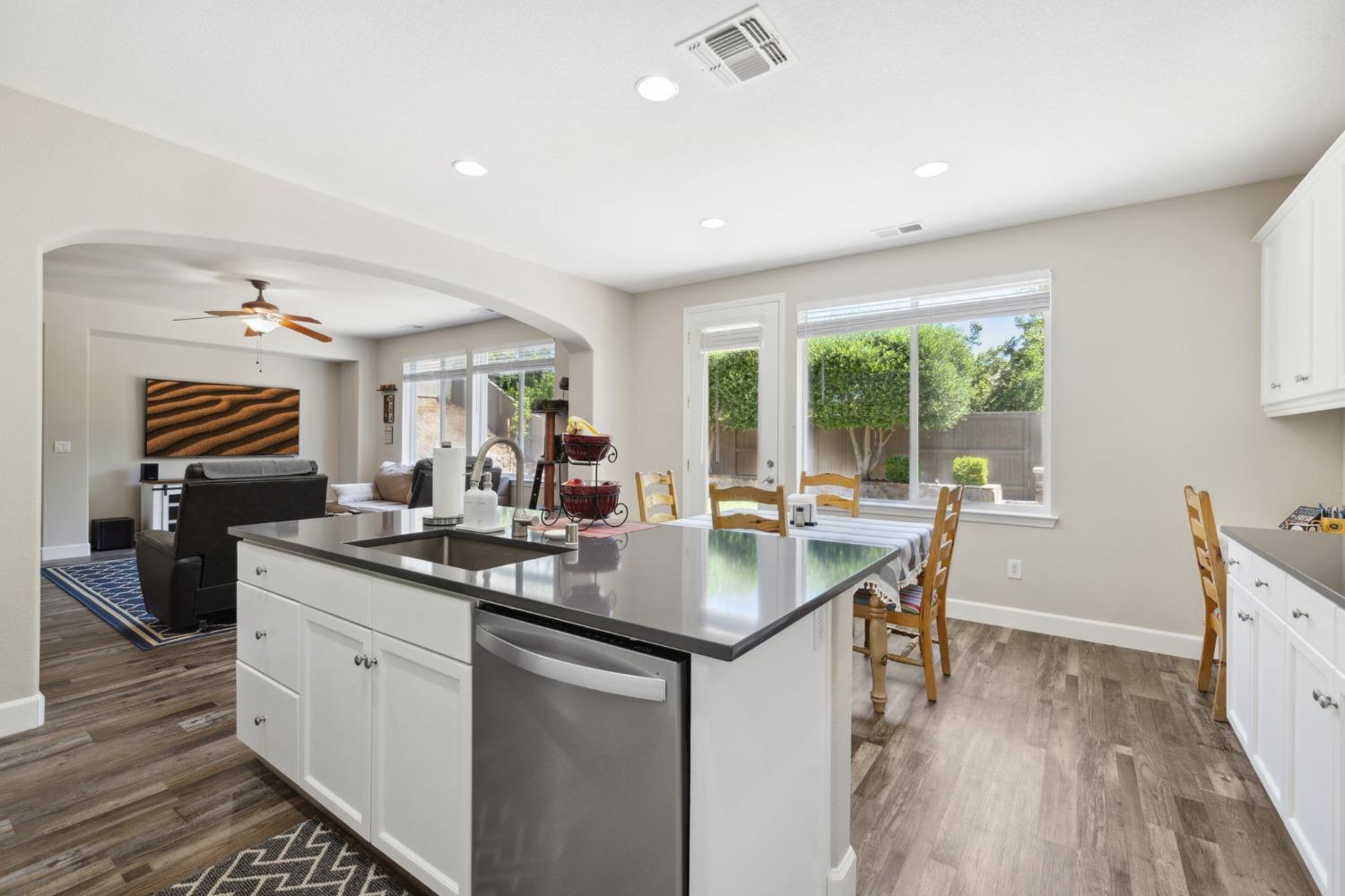 Murcia Way, El Dorado Hills, California image 13