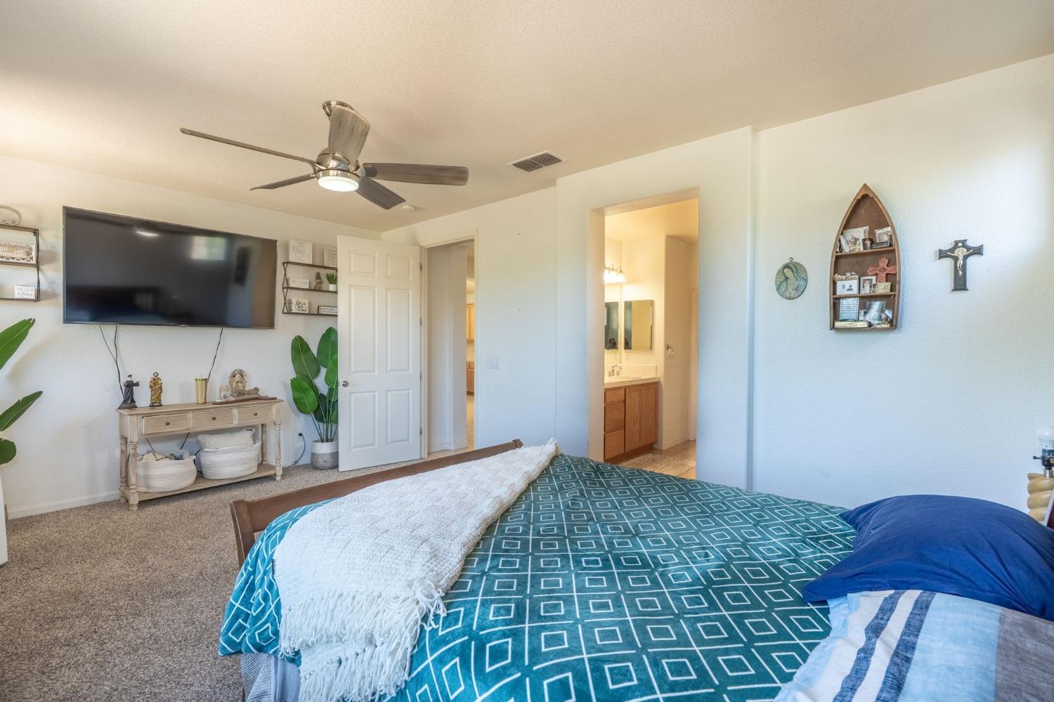 Detail Gallery Image 20 of 44 For 9015 Tee Box Ct, Patterson,  CA 95363 - 4 Beds | 3/1 Baths
