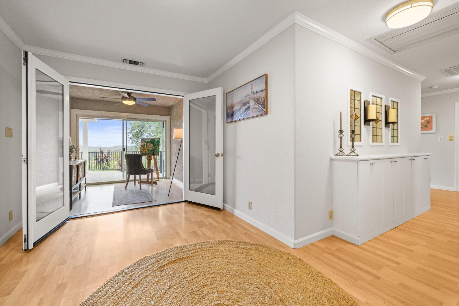 Detail Gallery Image 7 of 69 For 2060 Onion Flat, Cool,  CA 95614 - 4 Beds | 3 Baths