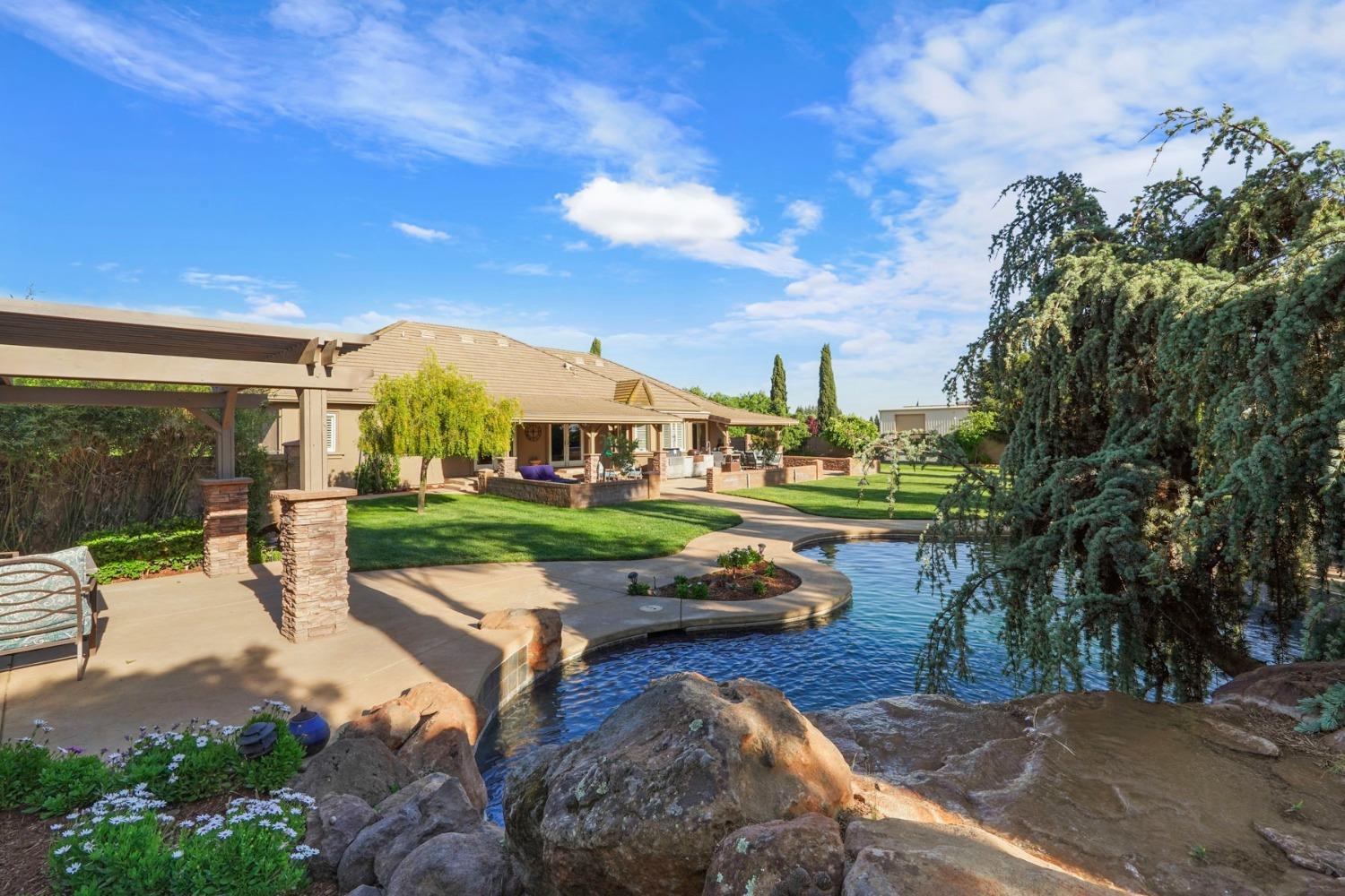 Detail Gallery Image 44 of 63 For 22947 N Samra Hayer Ln, Acampo,  CA 95220 - 4 Beds | 2/1 Baths