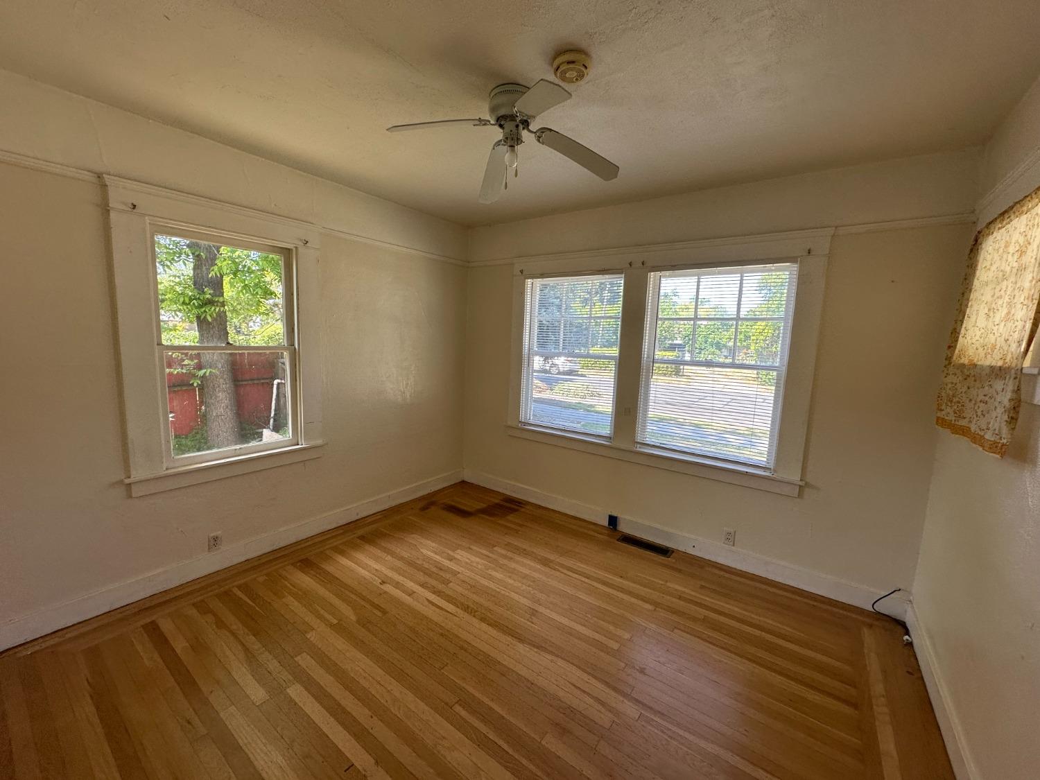 Detail Gallery Image 16 of 33 For 845 4th St, Woodland,  CA 95695 - 3 Beds | 1 Baths