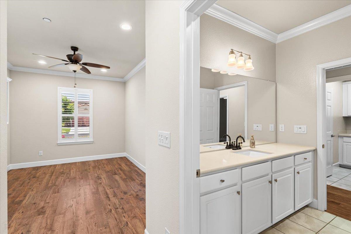 Detail Gallery Image 28 of 84 For 1377 Arbor Brook Dr, Manteca,  CA 95336 - 3 Beds | 2 Baths