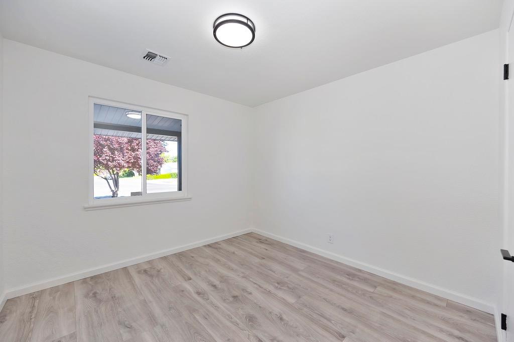 Detail Gallery Image 31 of 44 For 2517 Zinfandel Dr, Rancho Cordova,  CA 95670 - 3 Beds | 2 Baths