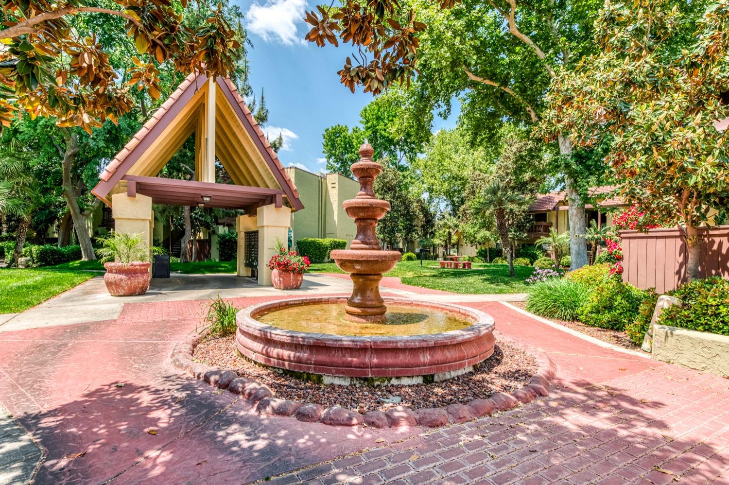 Detail Gallery Image 21 of 25 For 2881 Huntington Blvd #116,  Fresno,  CA 93721 - 1 Beds | 1 Baths