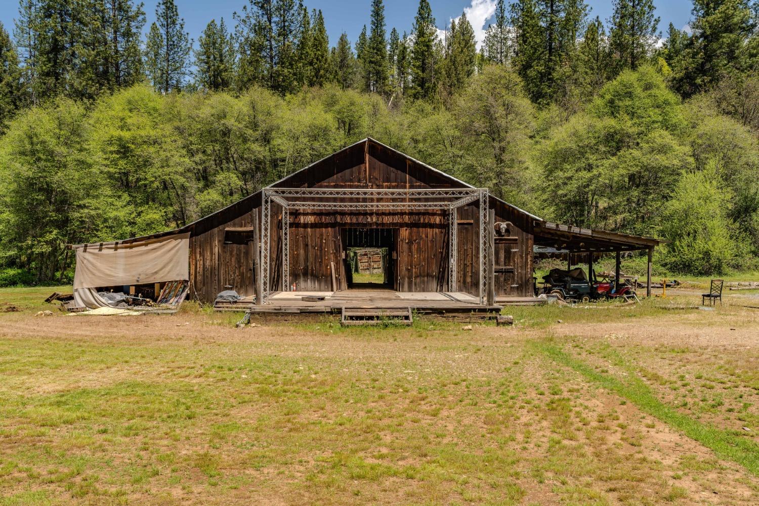 Detail Gallery Image 6 of 57 For 7250 Mitchell Mill Rd, Wilseyville,  CA 95257 - 3 Beds | 1 Baths