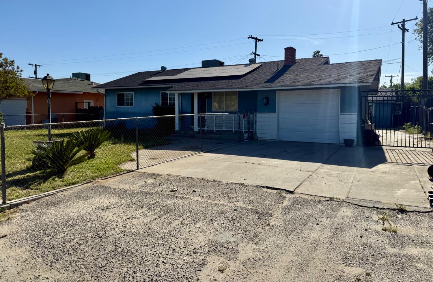 Detail Gallery Image 2 of 18 For 7485 N N.Winton Way, Winton,  CA 95388 - 3 Beds | 1/1 Baths