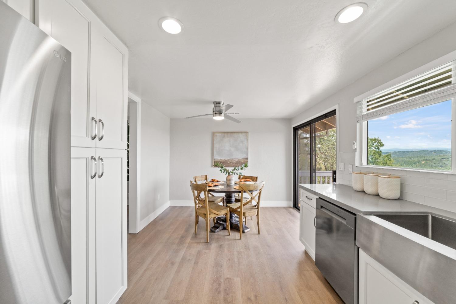 Detail Gallery Image 12 of 99 For 6825 Monitor Ct, El Dorado,  CA 95623 - 5 Beds | 3 Baths