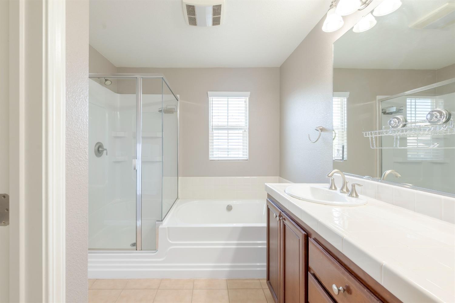 Photo #47: 225058374 Listing: Photo #47