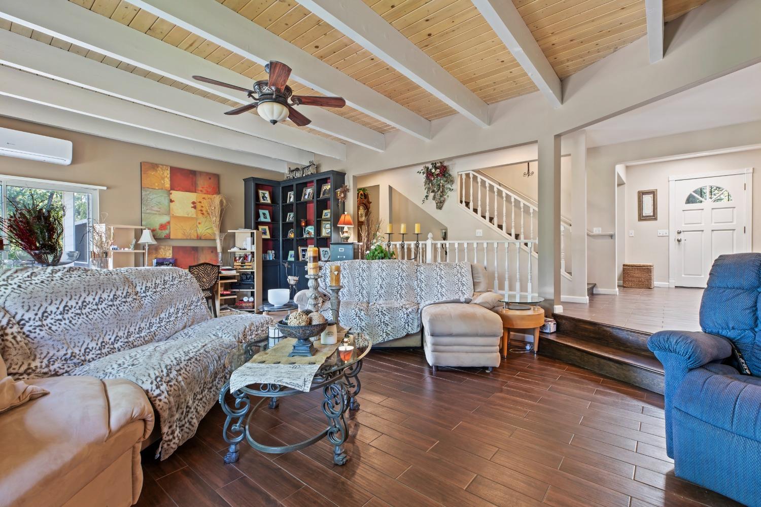 Detail Gallery Image 9 of 65 For 100 W Church Ln, Sonora,  CA 95370 - 4 Beds | 4 Baths