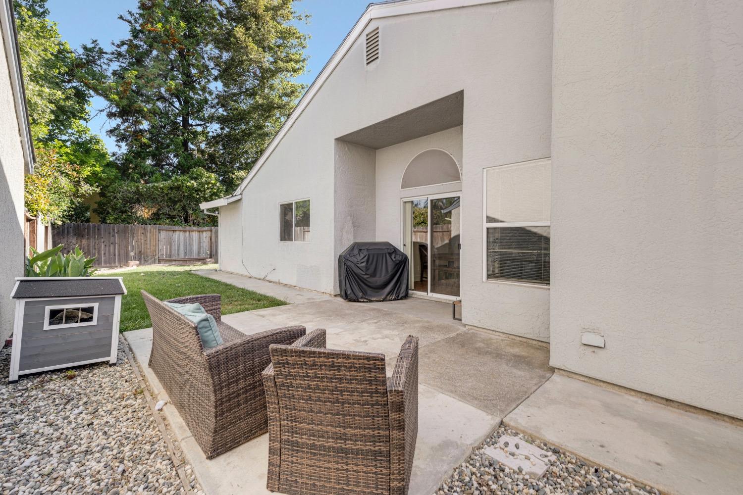 Detail Gallery Image 34 of 36 For 7101 Sutherland Way, Elk Grove,  CA 95758 - 3 Beds | 2 Baths