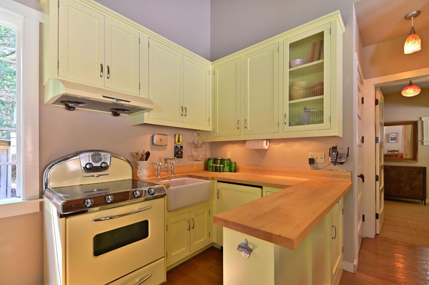 Detail Gallery Image 8 of 29 For 15435 Old Giannini Ranch Rd, Volcano,  CA 95685 - 1 Beds | 1 Baths