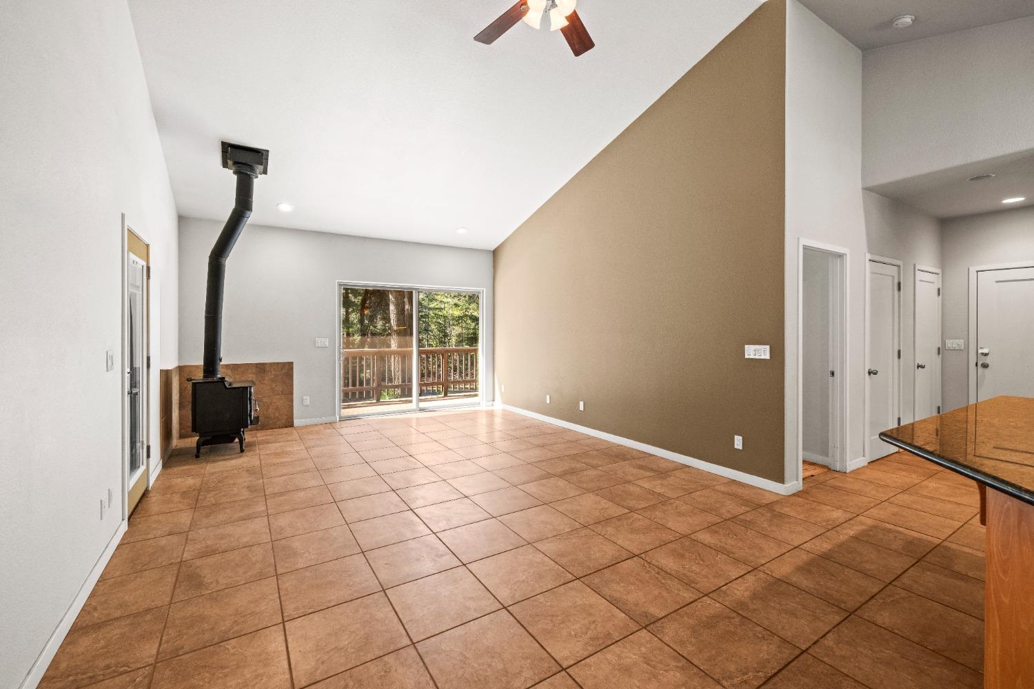 Detail Gallery Image 5 of 46 For 34460 Alta Bonnynook Rd, Alta,  CA 95701 - 2 Beds | 2 Baths