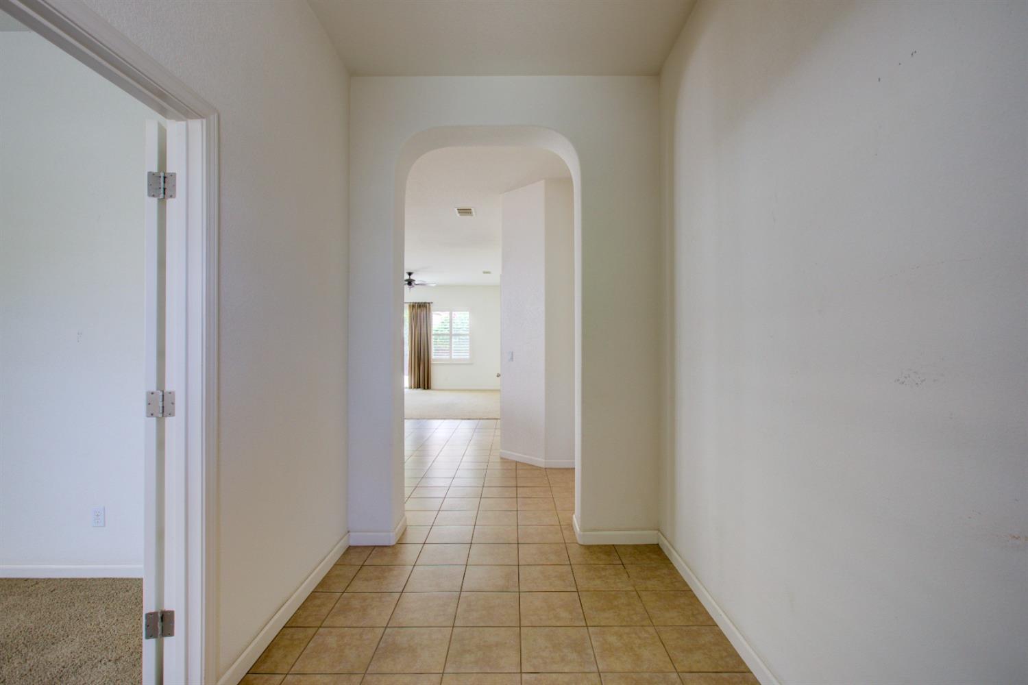 Detail Gallery Image 18 of 37 For 3804 Apple Blossom Ln, Turlock,  CA 95382 - 3 Beds | 2 Baths