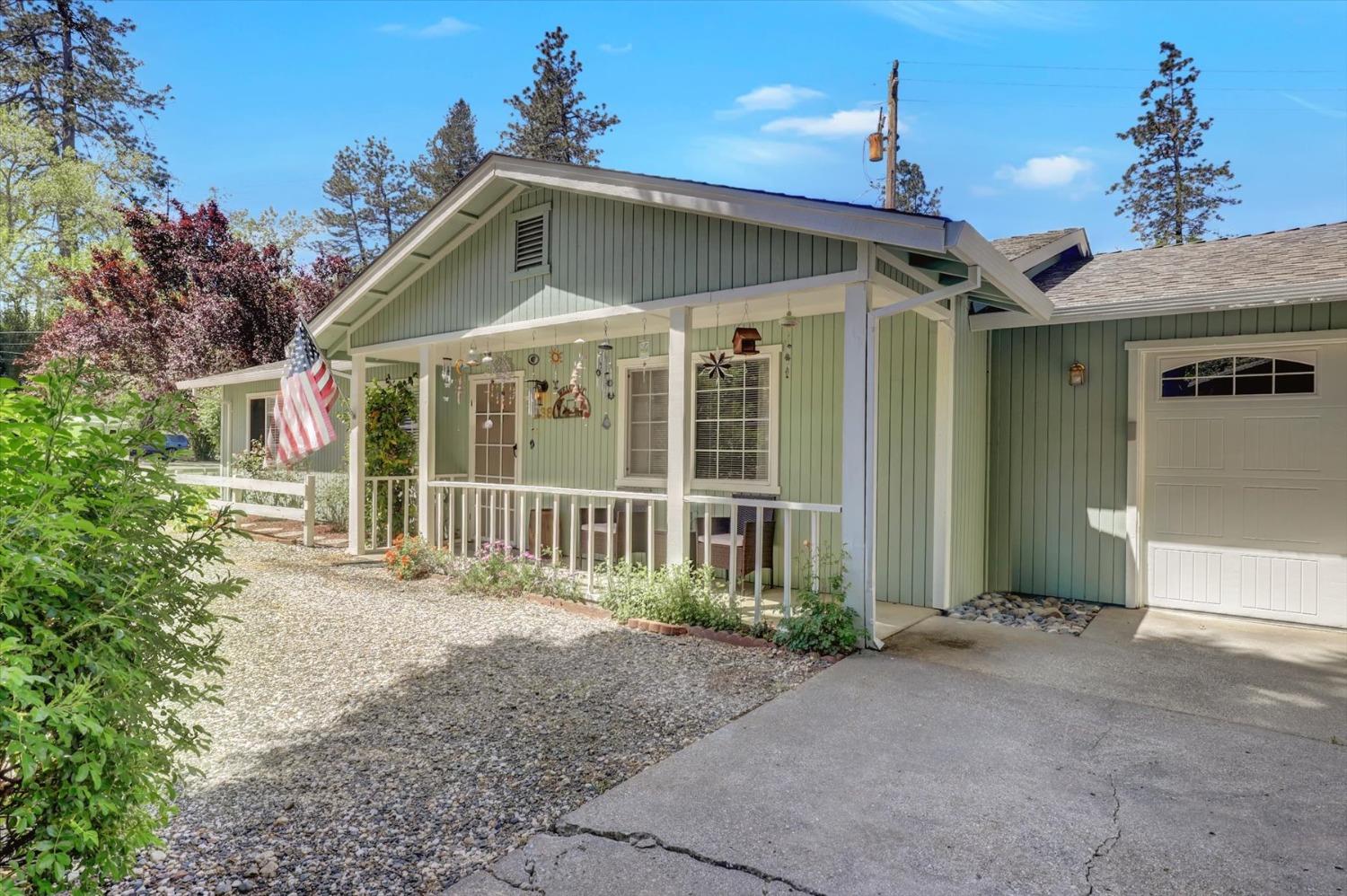 June Drive, Grass Valley, California image 20