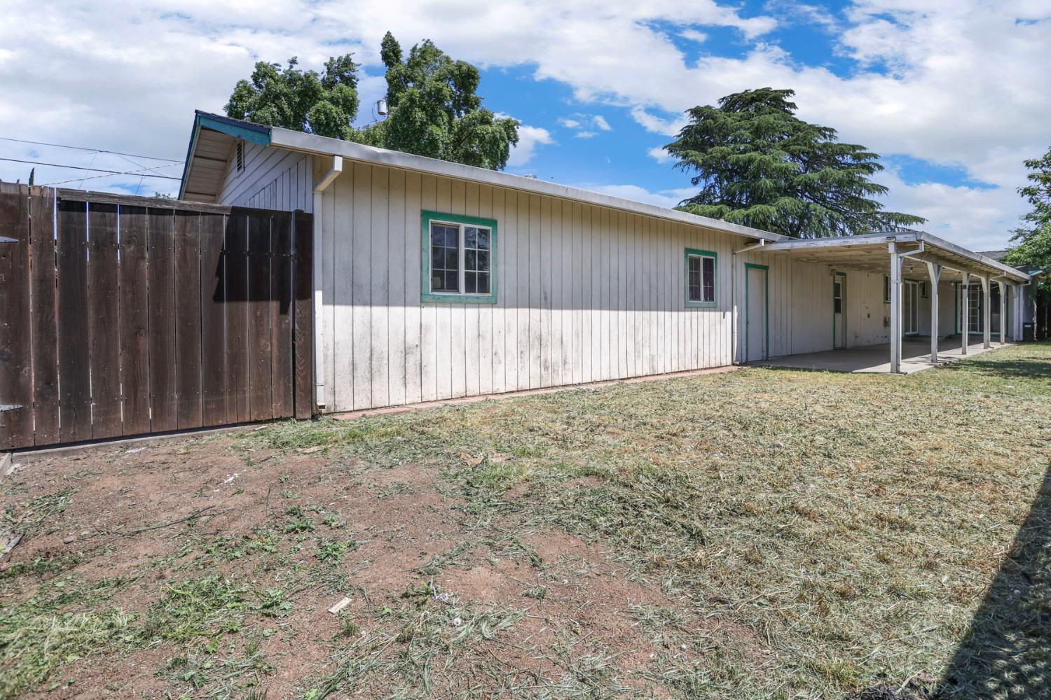 Detail Gallery Image 32 of 40 For 133 S Carroll Ave, Stockton,  CA 95215 - 3 Beds | 2 Baths
