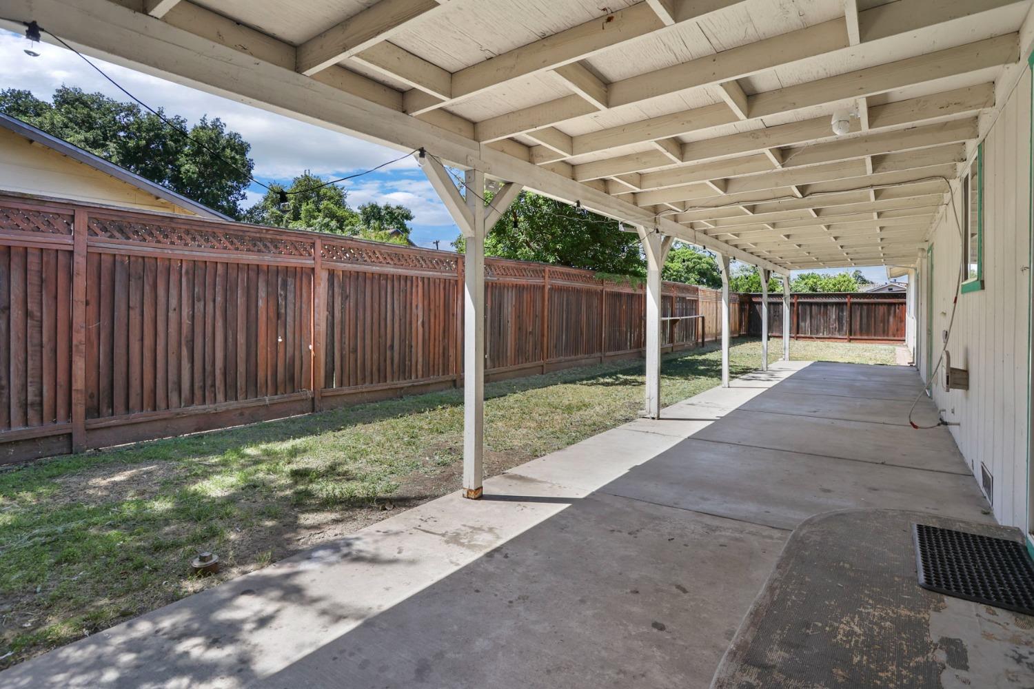 Detail Gallery Image 30 of 40 For 133 S Carroll Ave, Stockton,  CA 95215 - 3 Beds | 2 Baths