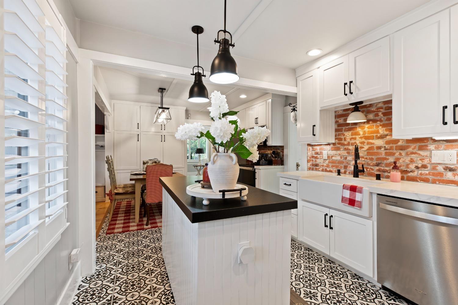 Detail Gallery Image 37 of 90 For 2420 Vine Ave, Escalon,  CA 95320 - 3 Beds | 2 Baths
