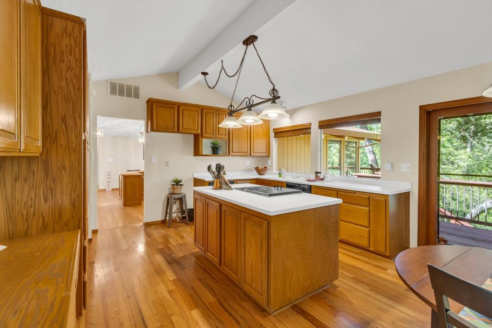 Detail Gallery Image 15 of 99 For 4262 Cameron Rd, Cameron Park,  CA 95682 - 5 Beds | 3 Baths