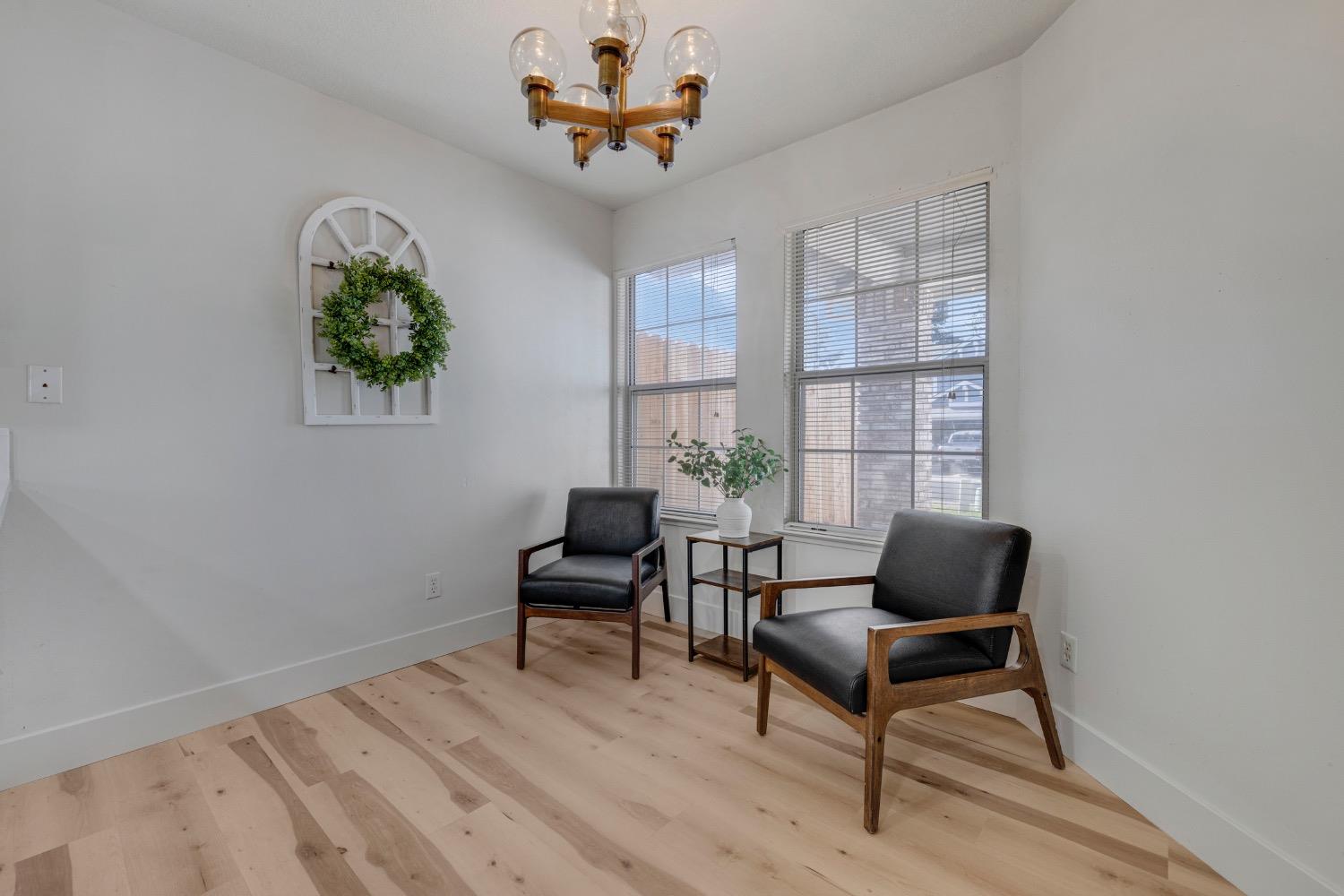 Detail Gallery Image 14 of 36 For 7101 Sutherland Way, Elk Grove,  CA 95758 - 3 Beds | 2 Baths
