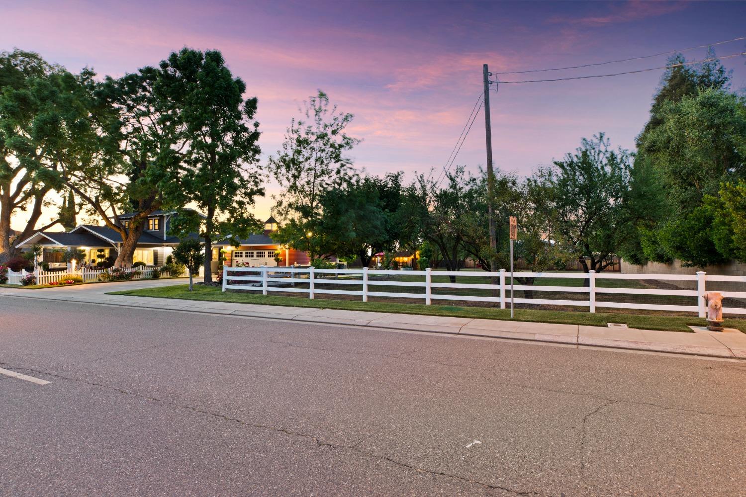 Detail Gallery Image 7 of 90 For 2420 Vine Ave, Escalon,  CA 95320 - 3 Beds | 2 Baths