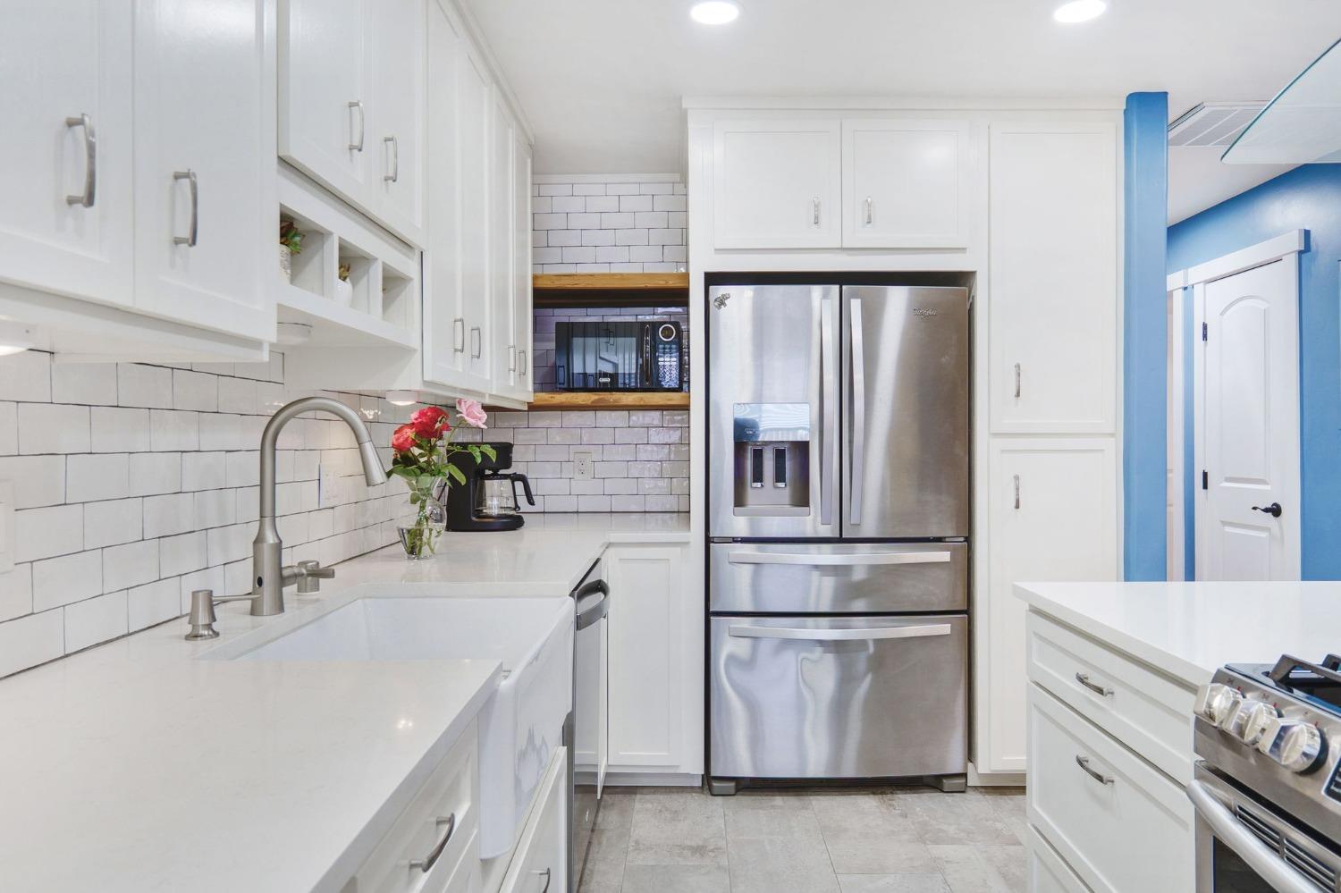 Detail Gallery Image 7 of 30 For 2821 Loyola Dr, Davis,  CA 95618 - 3 Beds | 2 Baths