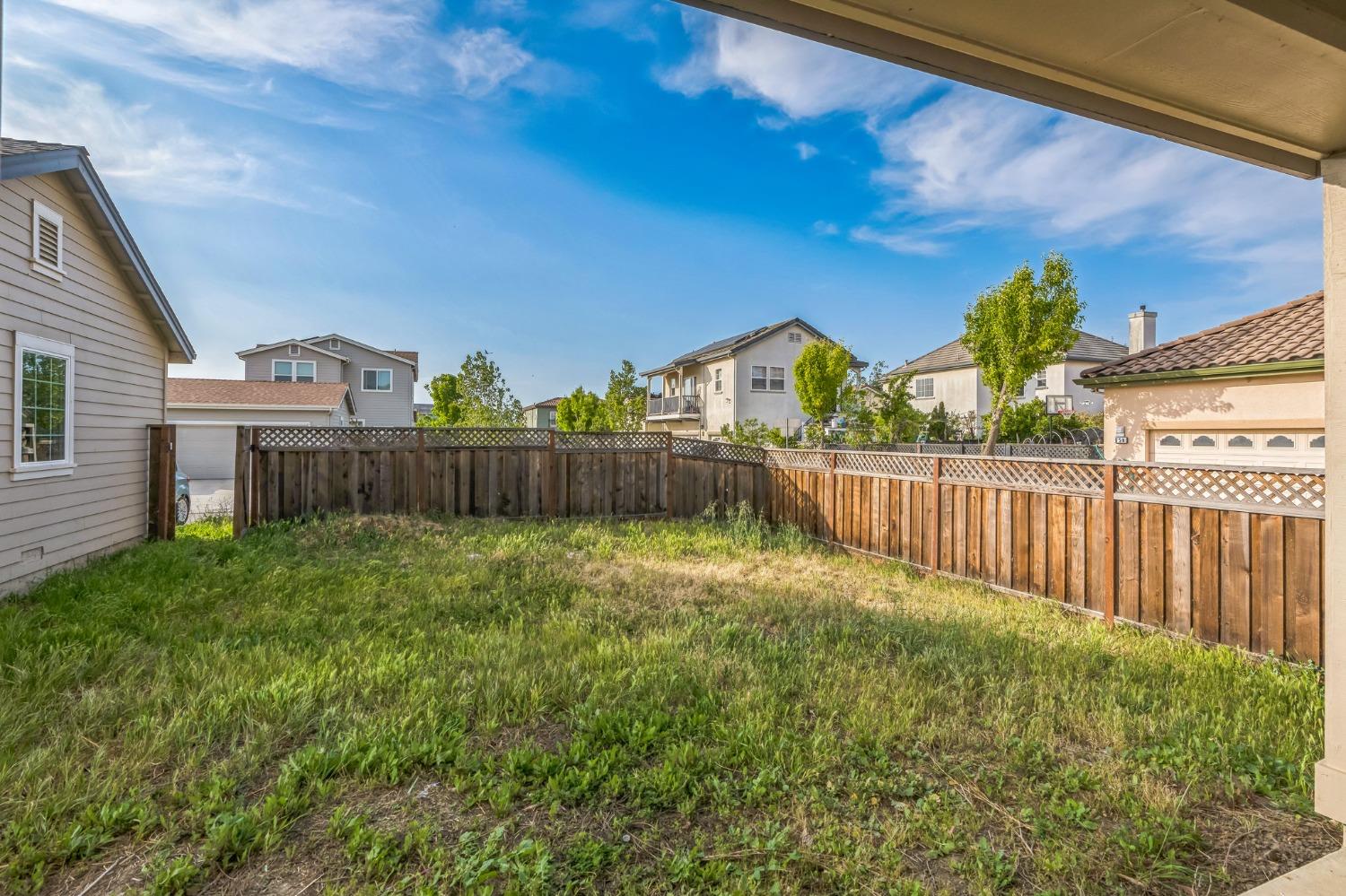 Detail Gallery Image 27 of 29 For 604 Cecily St, King City,  CA 93930 - 5 Beds | 3 Baths