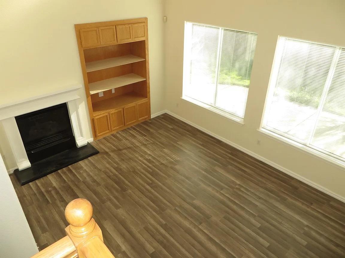 Detail Gallery Image 14 of 17 For 2120 Lonnie Beck Way, Stockton,  CA 95209 - 4 Beds | 2/1 Baths
