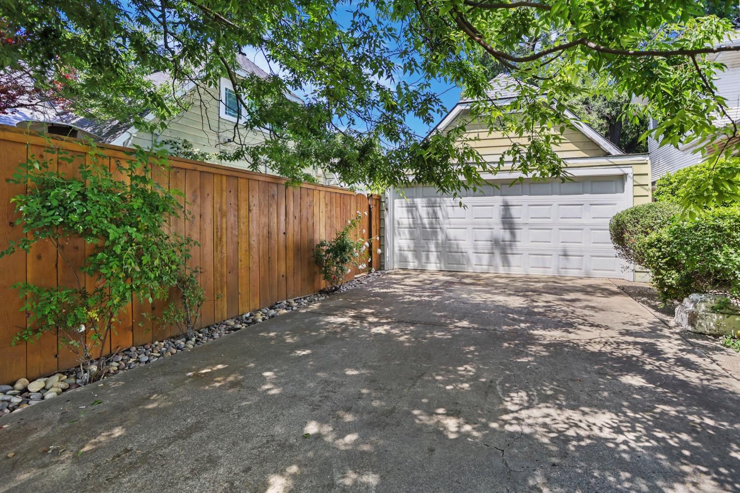Detail Gallery Image 59 of 60 For 1004 N Stockton St, Stockton,  CA 95203 - 4 Beds | 3 Baths