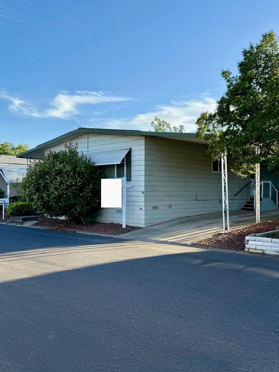 Detail Gallery Image 8 of 19 For 256 Corto Ln, Citrus Heights,  CA 95621 - 2 Beds | 2 Baths