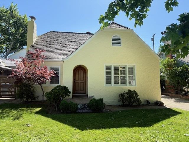 Detail Gallery Image 3 of 42 For 2172 Oakmont St, Sacramento,  CA 95815 - 2 Beds | 1 Baths