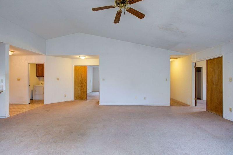 Detail Gallery Image 6 of 32 For 820 Olivewood Dr, Los Banos,  CA 93635 - 3 Beds | 2 Baths