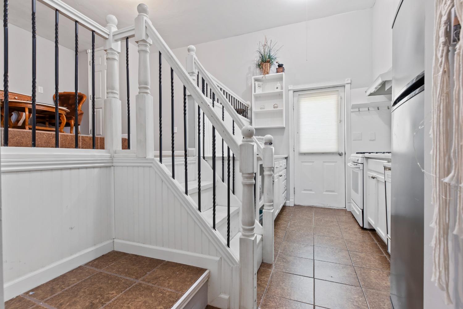 Detail Gallery Image 38 of 65 For 100 W Church Ln, Sonora,  CA 95370 - 4 Beds | 4 Baths