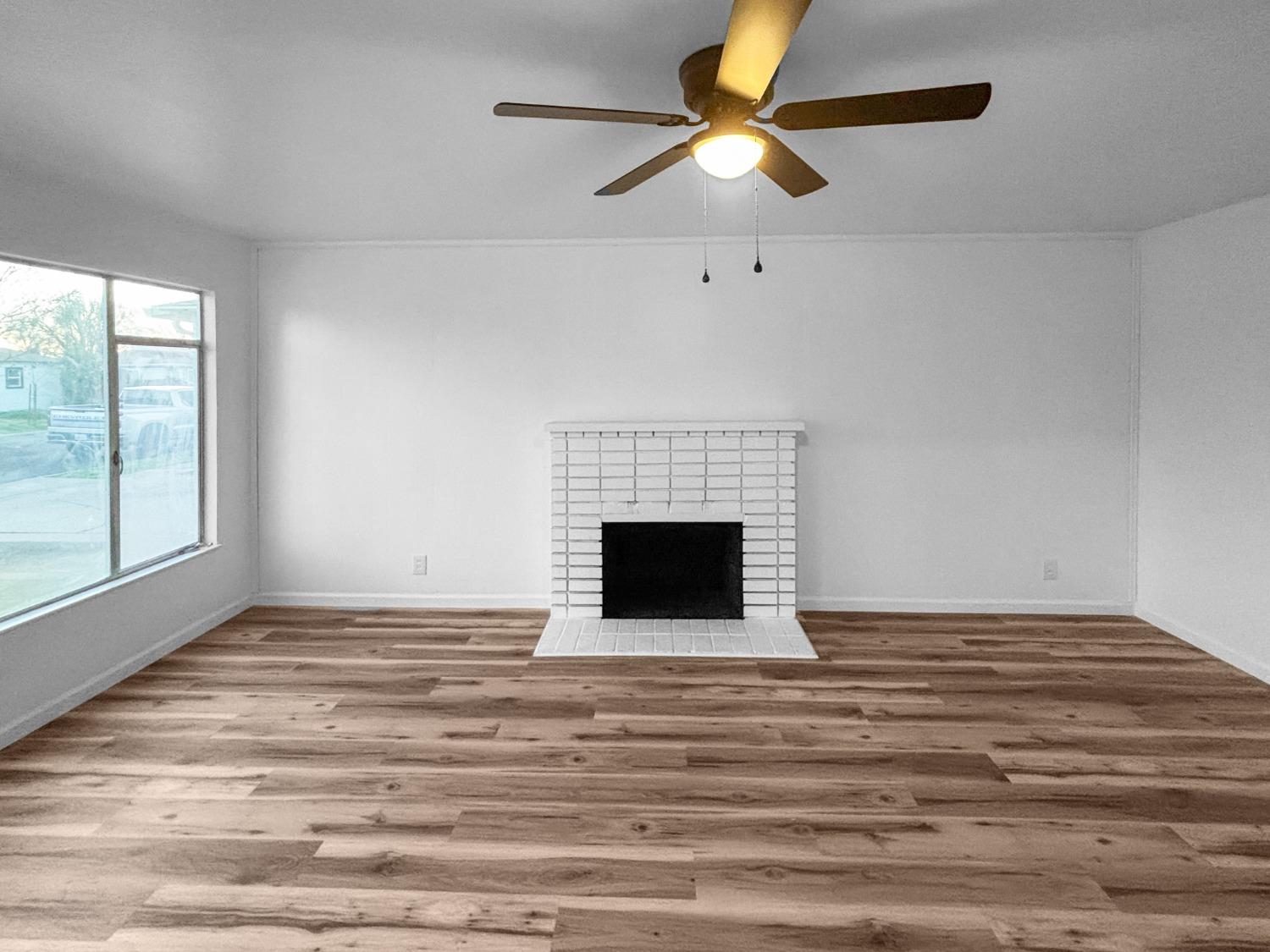 Detail Gallery Image 6 of 17 For 1321 Mount Vernon Dr, Modesto,  CA 95350 - 3 Beds | 2 Baths