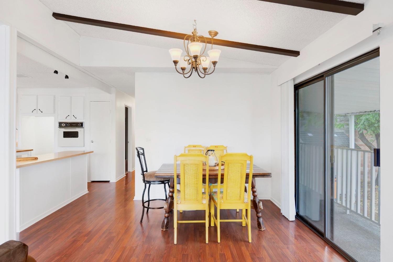 Detail Gallery Image 10 of 26 For 4319 Oakwood St, Rocklin,  CA 95677 - 2 Beds | 2 Baths