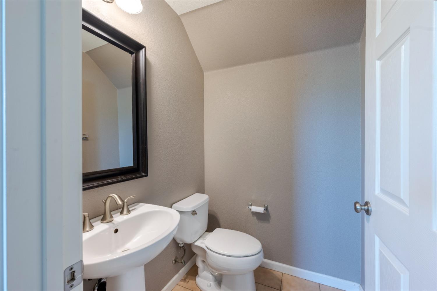 Photo #20: 225058374 Listing: Photo #20