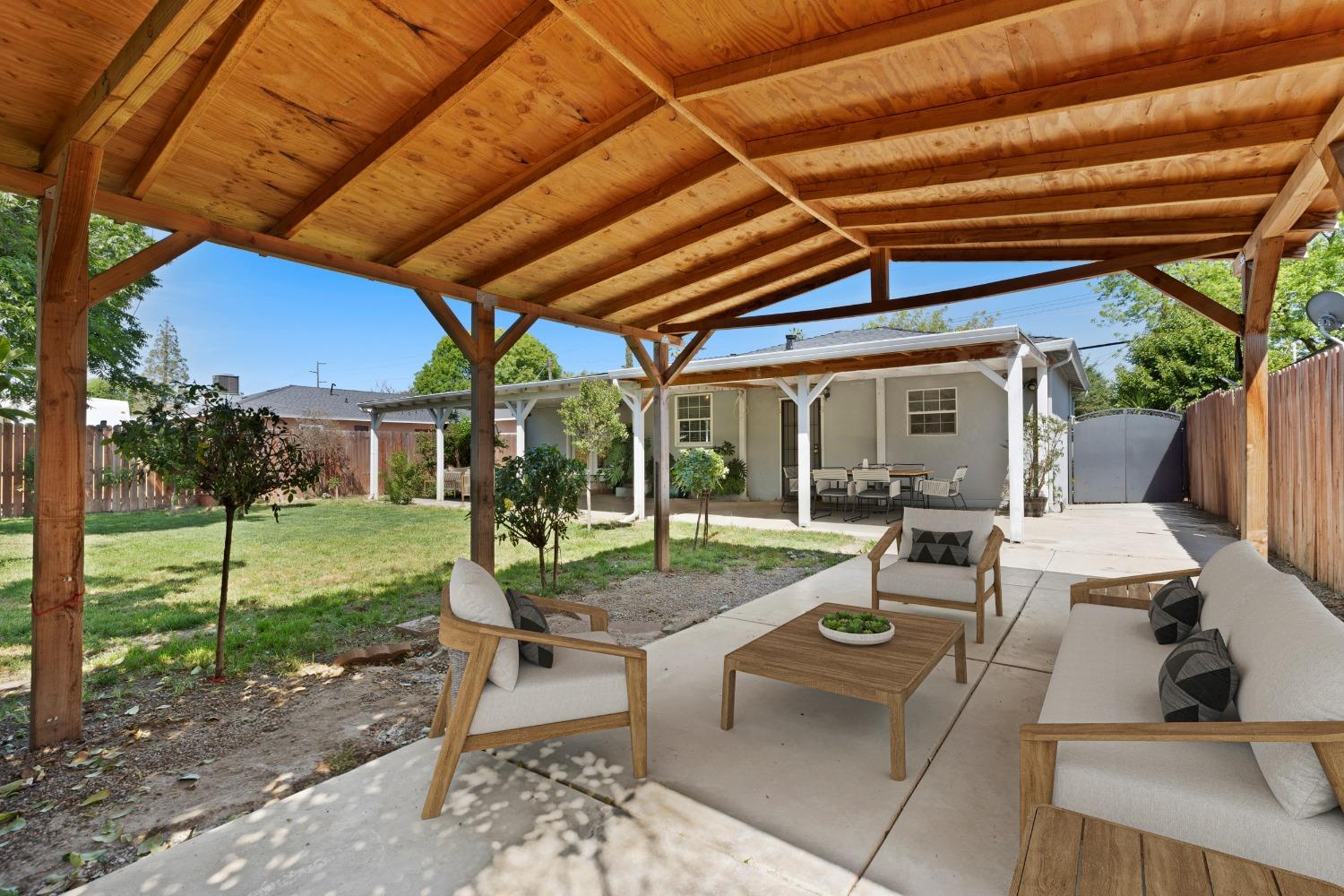 Detail Gallery Image 20 of 24 For 2009 Carver Rd, Modesto,  CA 95350 - 3 Beds | 2 Baths
