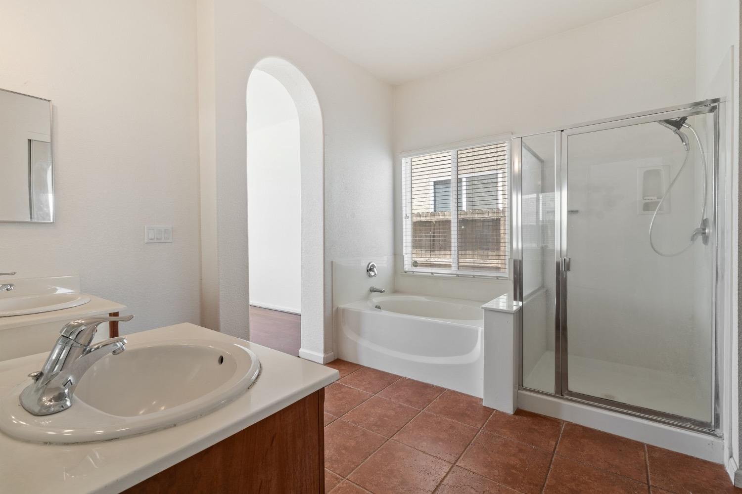 Detail Gallery Image 14 of 38 For 554 Bonanza Dr, Newman,  CA 95360 - 3 Beds | 2 Baths