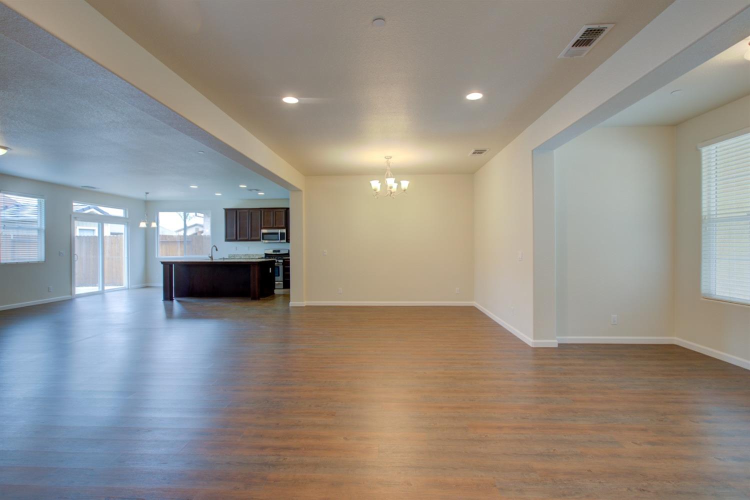 Detail Gallery Image 18 of 54 For 731 Big Ben Ct, Newman,  CA 95360 - 4 Beds | 2 Baths