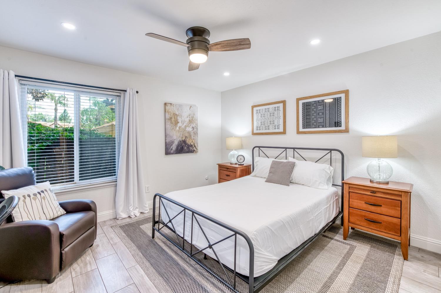 Detail Gallery Image 14 of 25 For 2881 Huntington Blvd #116,  Fresno,  CA 93721 - 1 Beds | 1 Baths