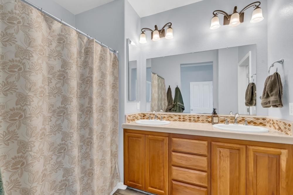 Photo #30: 225058372 Listing: Photo #30