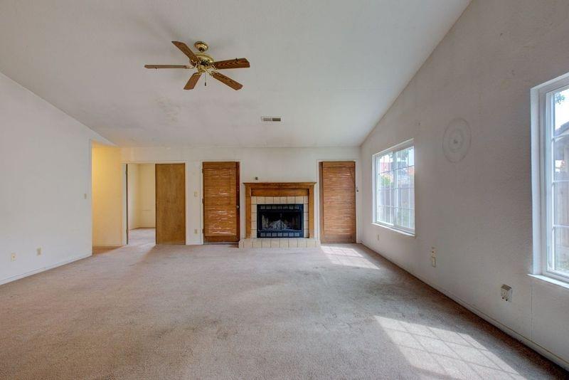 Detail Gallery Image 5 of 32 For 820 Olivewood Dr, Los Banos,  CA 93635 - 3 Beds | 2 Baths