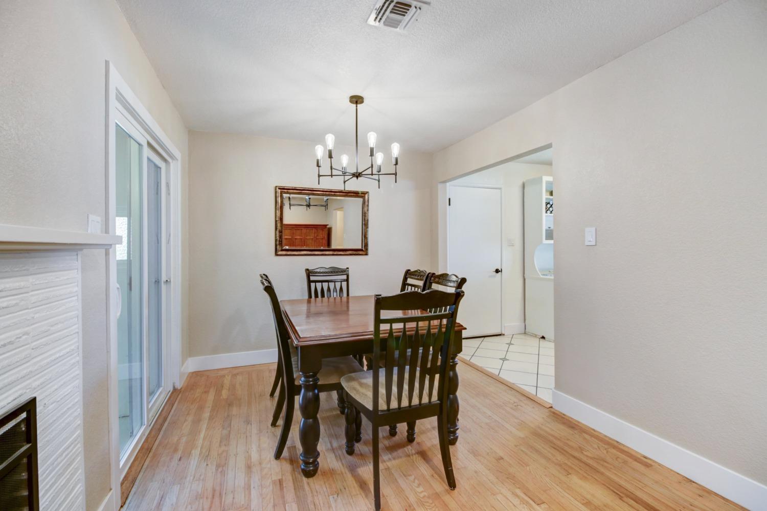 Detail Gallery Image 16 of 50 For 2920 Maison Way, Sacramento,  CA 95864 - 3 Beds | 1 Baths