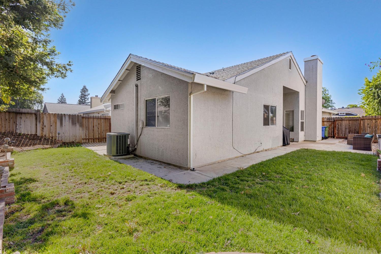 Detail Gallery Image 36 of 36 For 7101 Sutherland Way, Elk Grove,  CA 95758 - 3 Beds | 2 Baths
