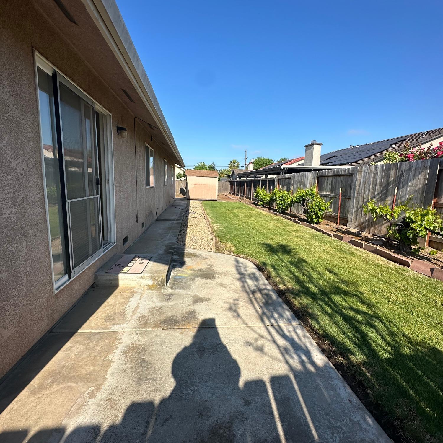 Detail Gallery Image 22 of 23 For 2316 Thaddeous Ct, Escalon,  CA 95320 - 3 Beds | 2/1 Baths
