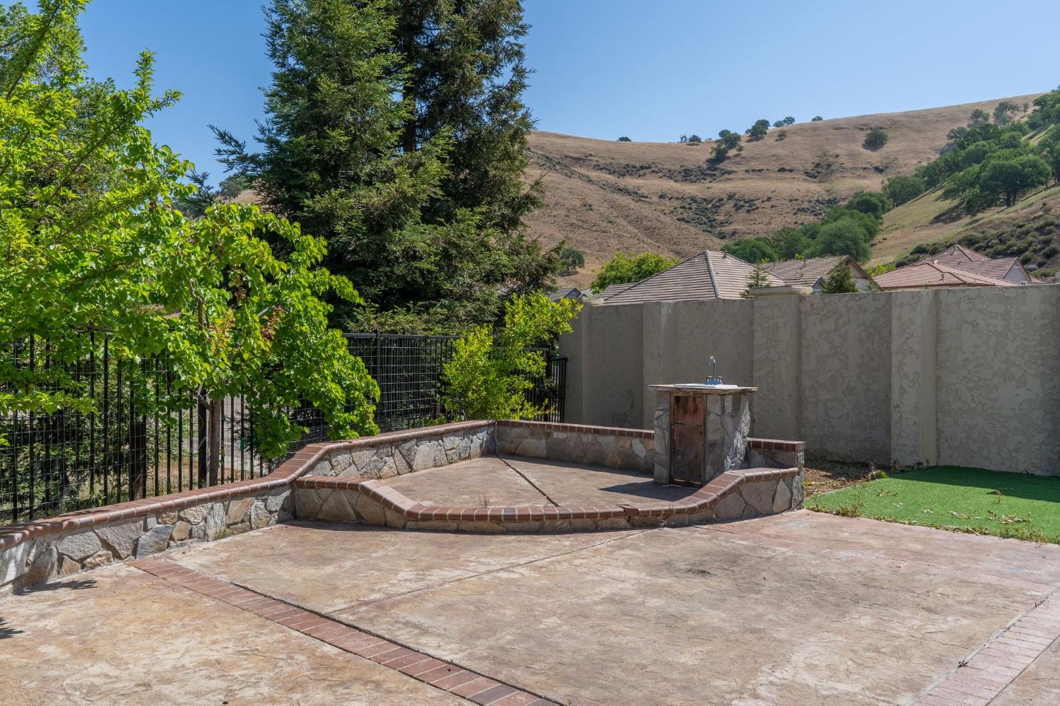 Detail Gallery Image 38 of 44 For 9015 Tee Box Ct, Patterson,  CA 95363 - 4 Beds | 3/1 Baths